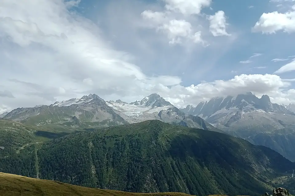 Aiguille du Chardonnet @ Chalets de Loriaz