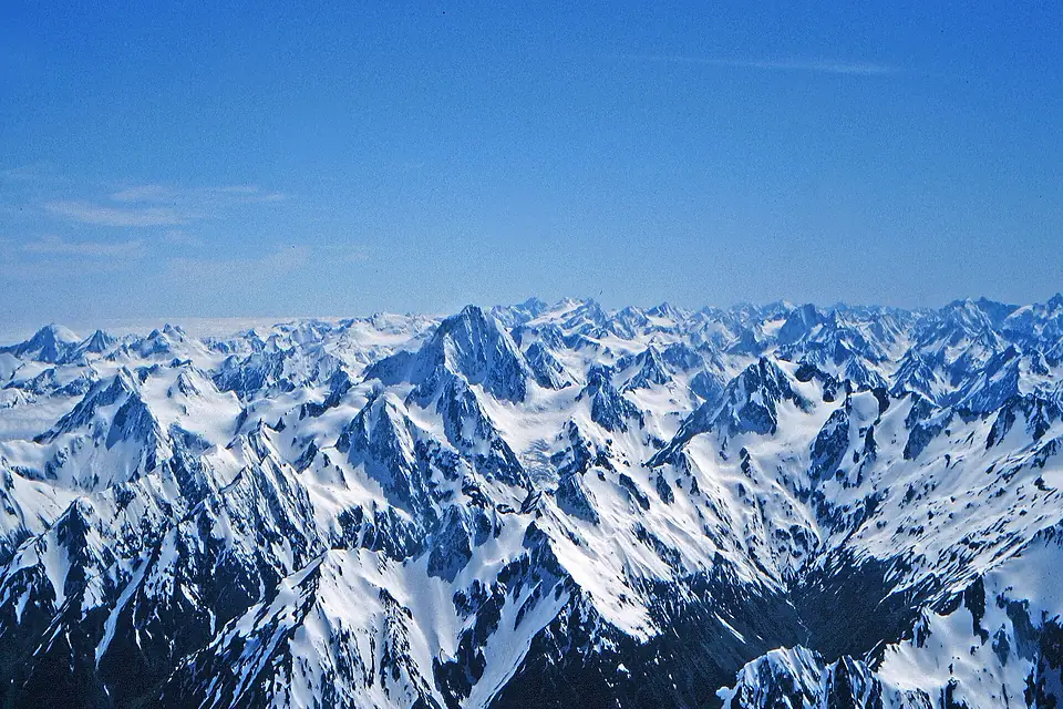 00 1283 View of the New Zealand Alps (aerial view)