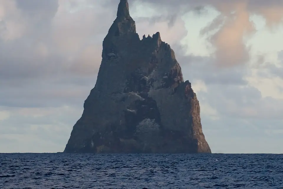 Ball's Pyramid North