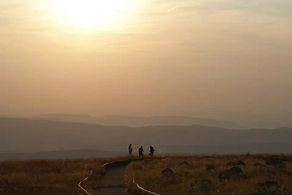20180719 youngPeople hikingOnBrocken DSC09746 PtrQs