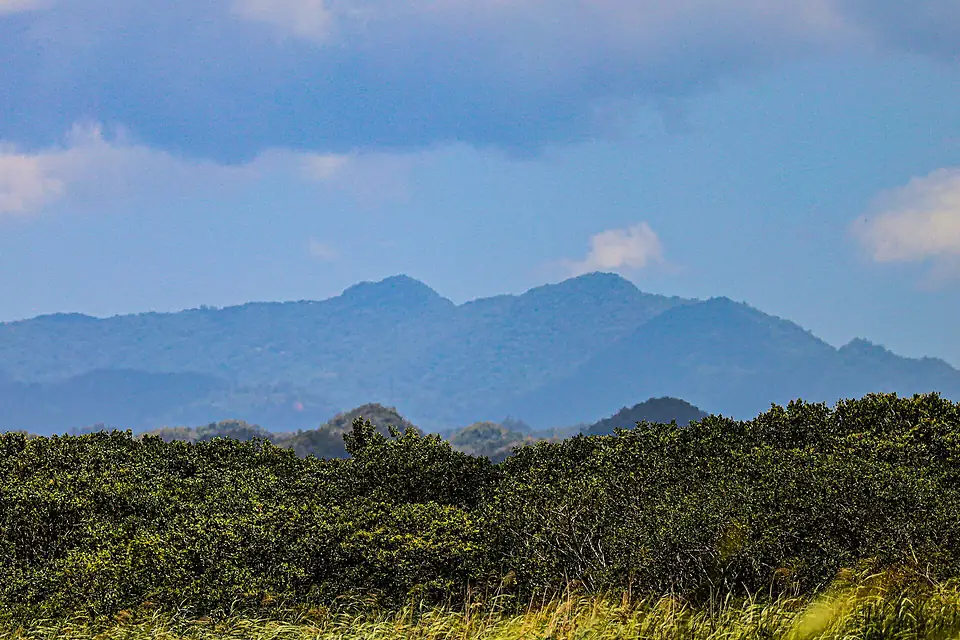 4 Cerro de Punta from La Boca