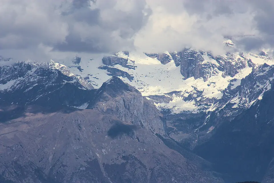 Monte Baldo, view to the Cima Tosa (telefoto)