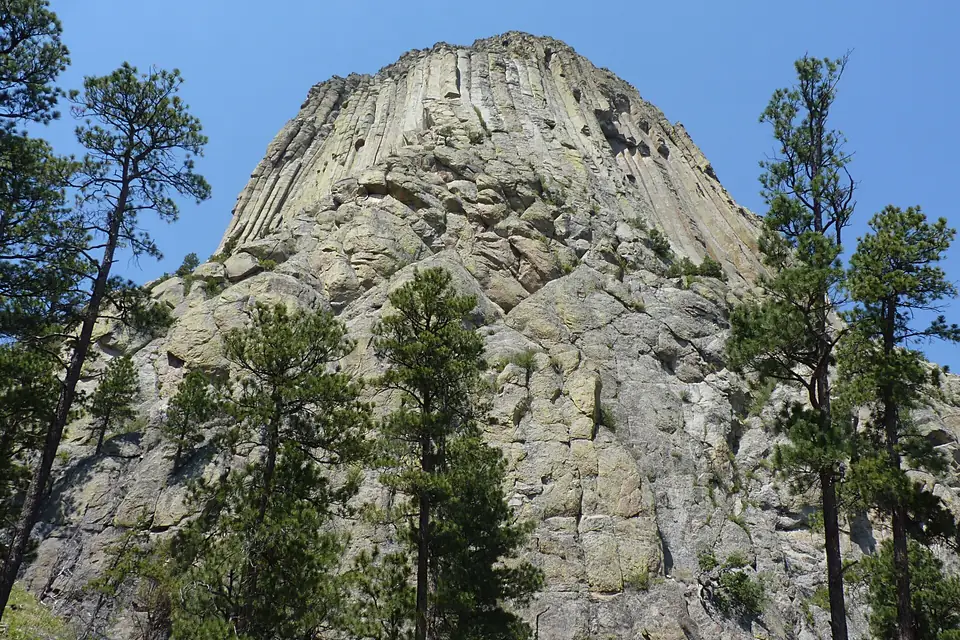 A rock climber's dream to scale Devils Tower