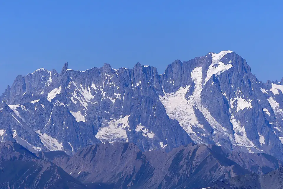 Dent du Géant aux Grandes Jorasses depuis Aiguille Rouge (août 2024)