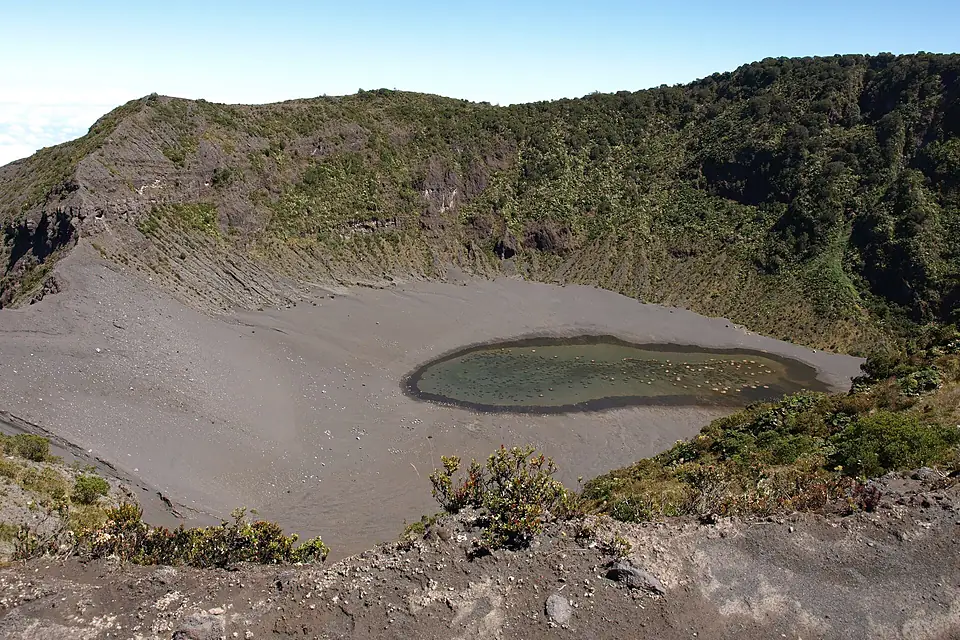 Distant Diego de la Haya, Irazu Volcano, Costa Rica - Daniel Vargas
