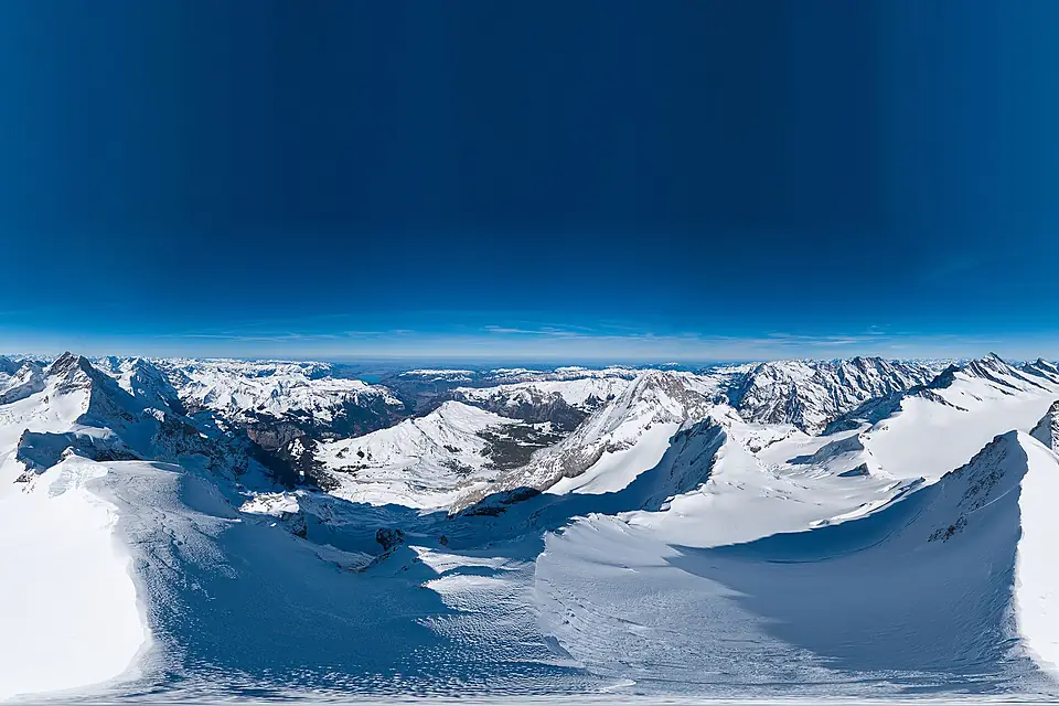 360 Jungfrau Mönch