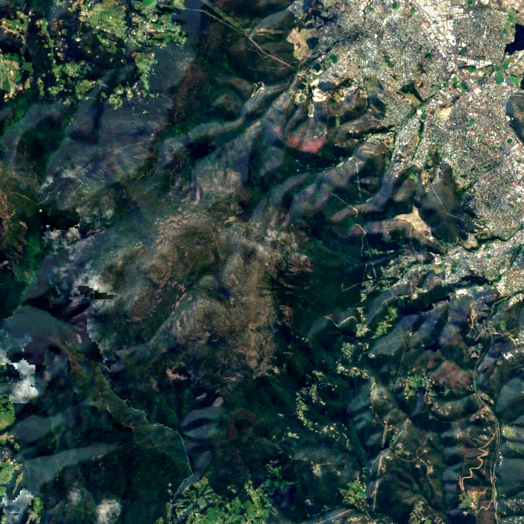 Kunanyi / Mount Wellington seen from above (Sentinel-2)