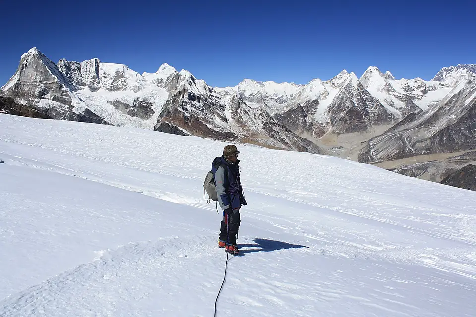 Mera Peak 10051