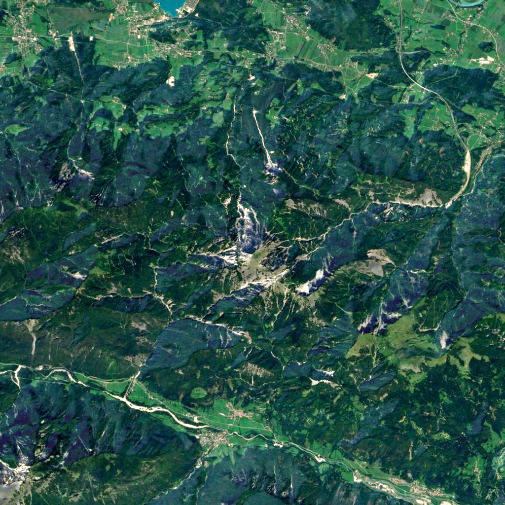 Mittagskogel seen from above (Sentinel-2)
