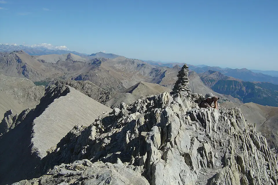 Kairn sommet mont Pelat 04 LTAJMP