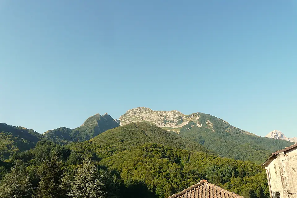 Gramolazzo (Minucciano)-monte Pisanino2