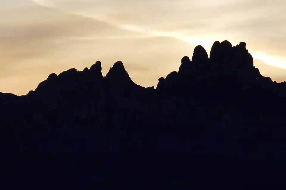 085 Montserrat des de Rellinars al capvespre