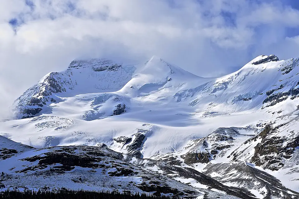Athabasca Mountain - panoramio