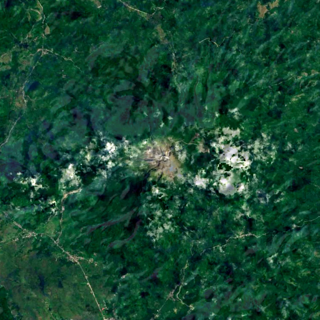 Mount Bulusan seen from above (Sentinel-2)
