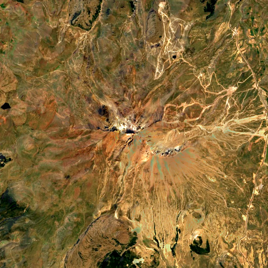 Mount Erciyes seen from above (Sentinel-2)