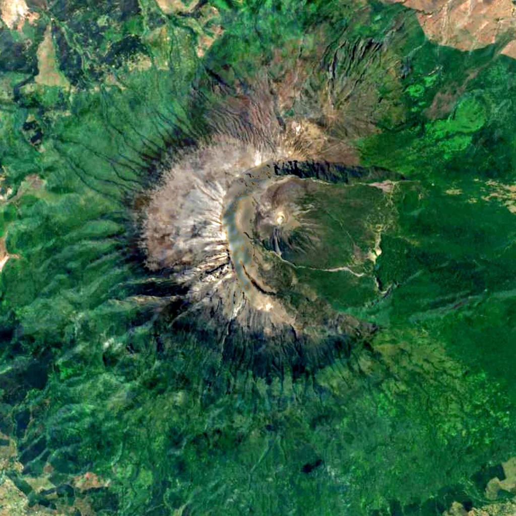 Mount Meru seen from above (Sentinel-2)
