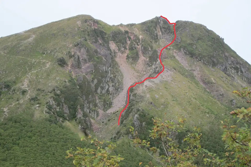 Shirane East ridge in Autumn