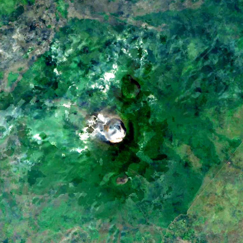 Mount Nyiragongo seen from above (Sentinel-2)