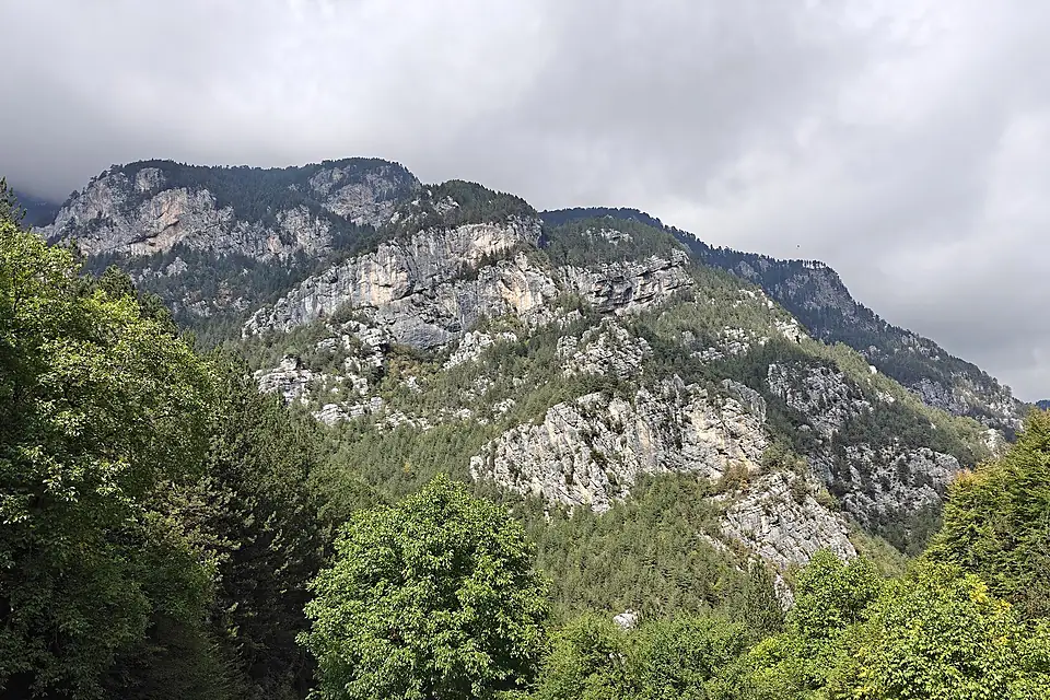 Hiking on Mount Olympus 01