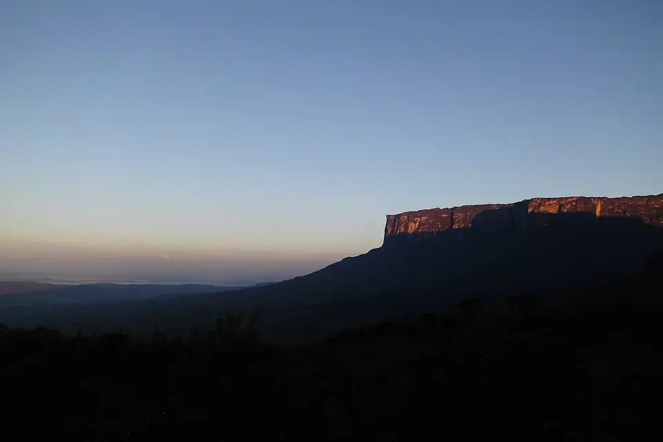 AMANECER EN EL RORAIMA