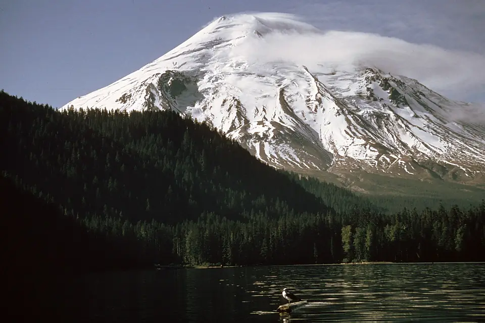 136 Pre-eruption Spirit Lake, Mt St Helens (35816031660)