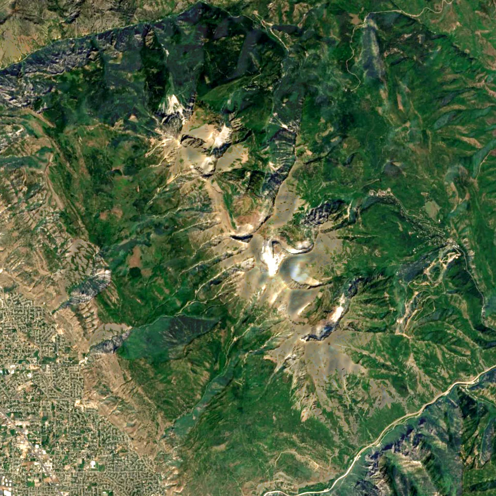 Mount Timpanogos seen from above (Sentinel-2)
