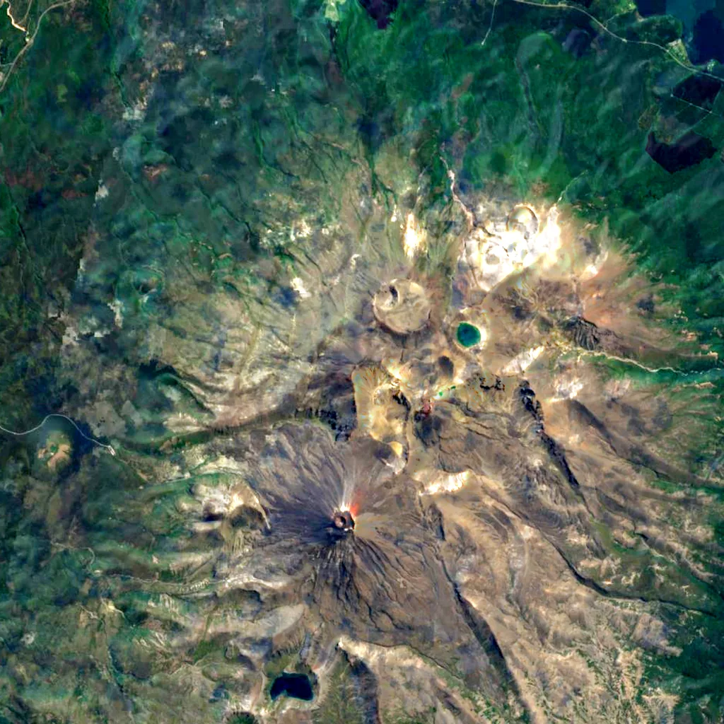 Mount Tongariro seen from above (Sentinel-2)