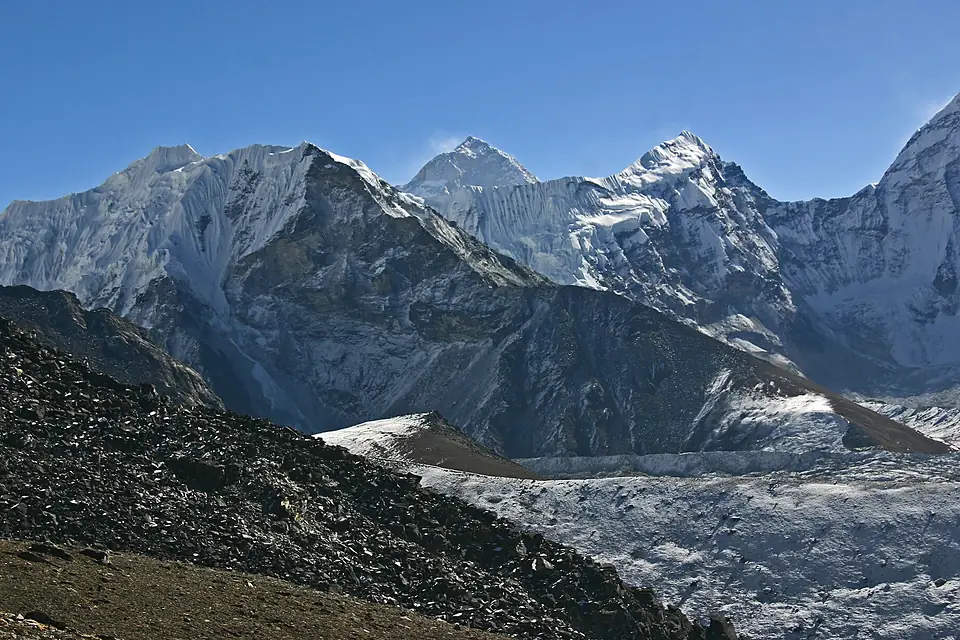 Chhukung Ri-156-Imja Tse-Makalu-2007-gje