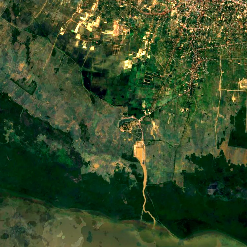 Phnom Krom seen from above (Sentinel-2)