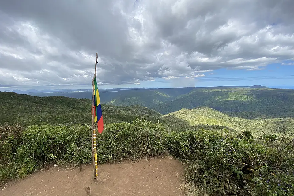 Peak - Piton de la Petite Rivière Noire 01