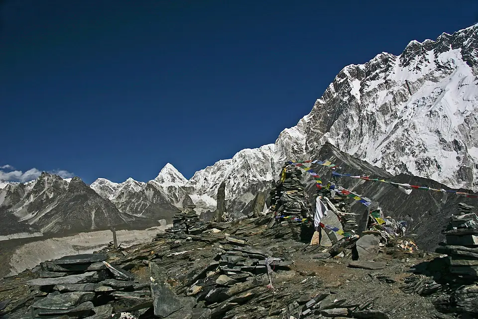 Chhukung Ri-222-Pumori-Nuptse-2007-gje