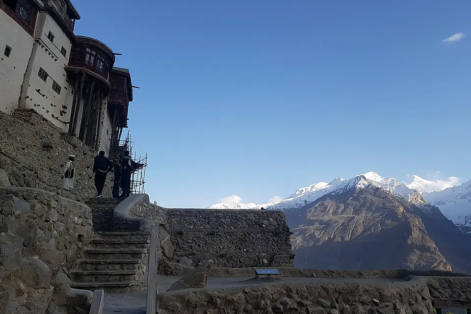 A side view of Baltit Fort and Rakaposhi