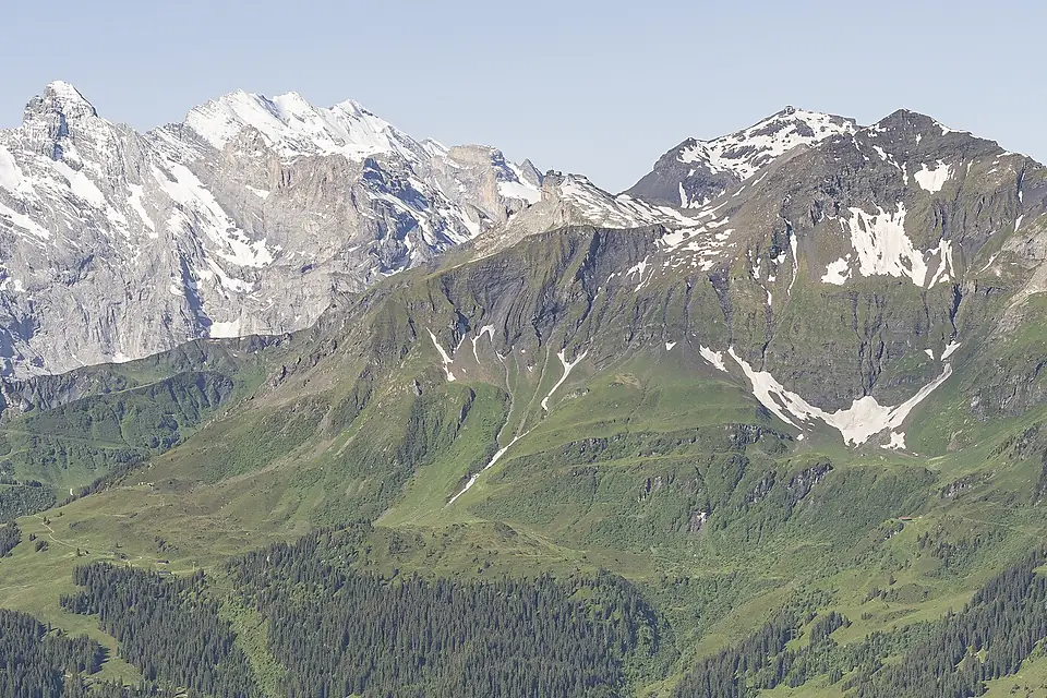 Birg station - Blüemlisalp-Wildi-Frau in background - Schilthorn summit and Bietenhorn, Sefinental-Bryndli, Gimmelwald, Bernese Alps, mountain Gspaltenhorn - 1 lauterbrunnen valley wengen 2022 (cropped)