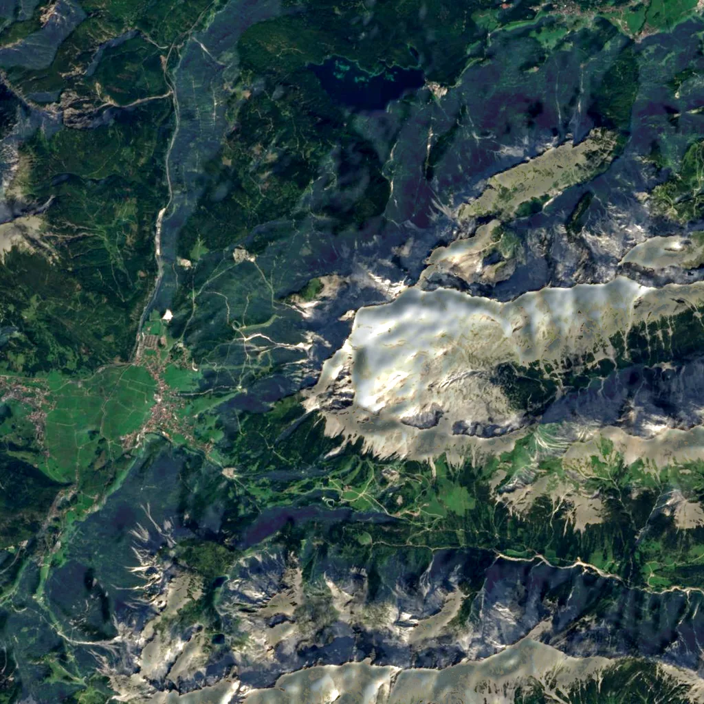 Schneefernerkopf seen from above (Sentinel-2)