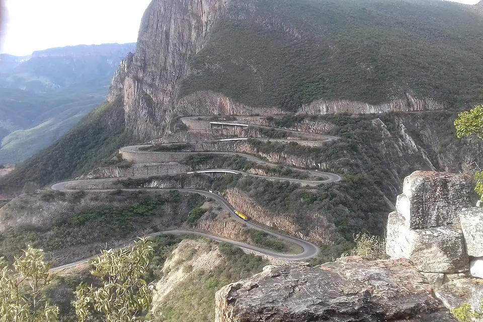 Serra da Leba-Road
