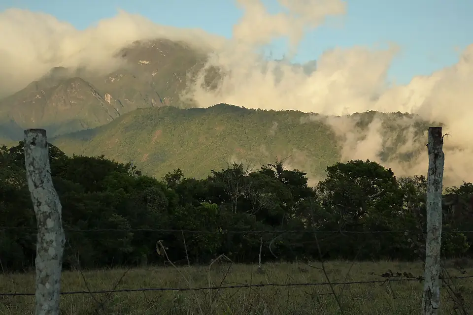 Dusk, Volcan Baru, Chiriqui Province (2) - Flickr - gailhampshire