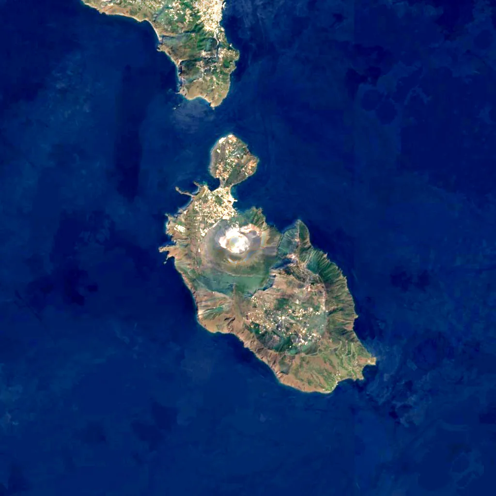 Vulcano seen from above (Sentinel-2)