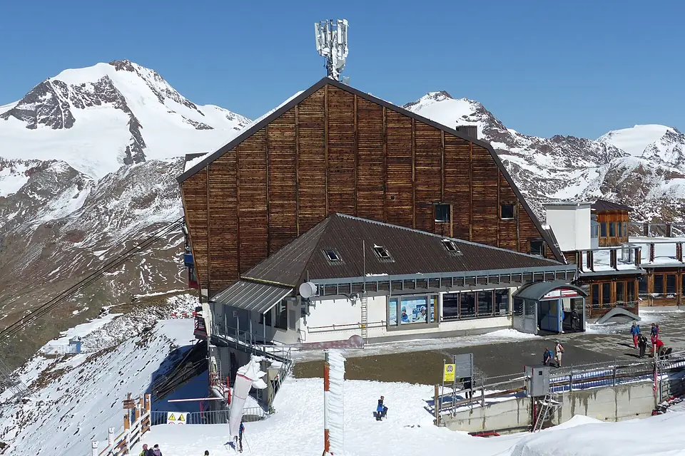 Bergstation der Schnalstaler Gletscherbahn